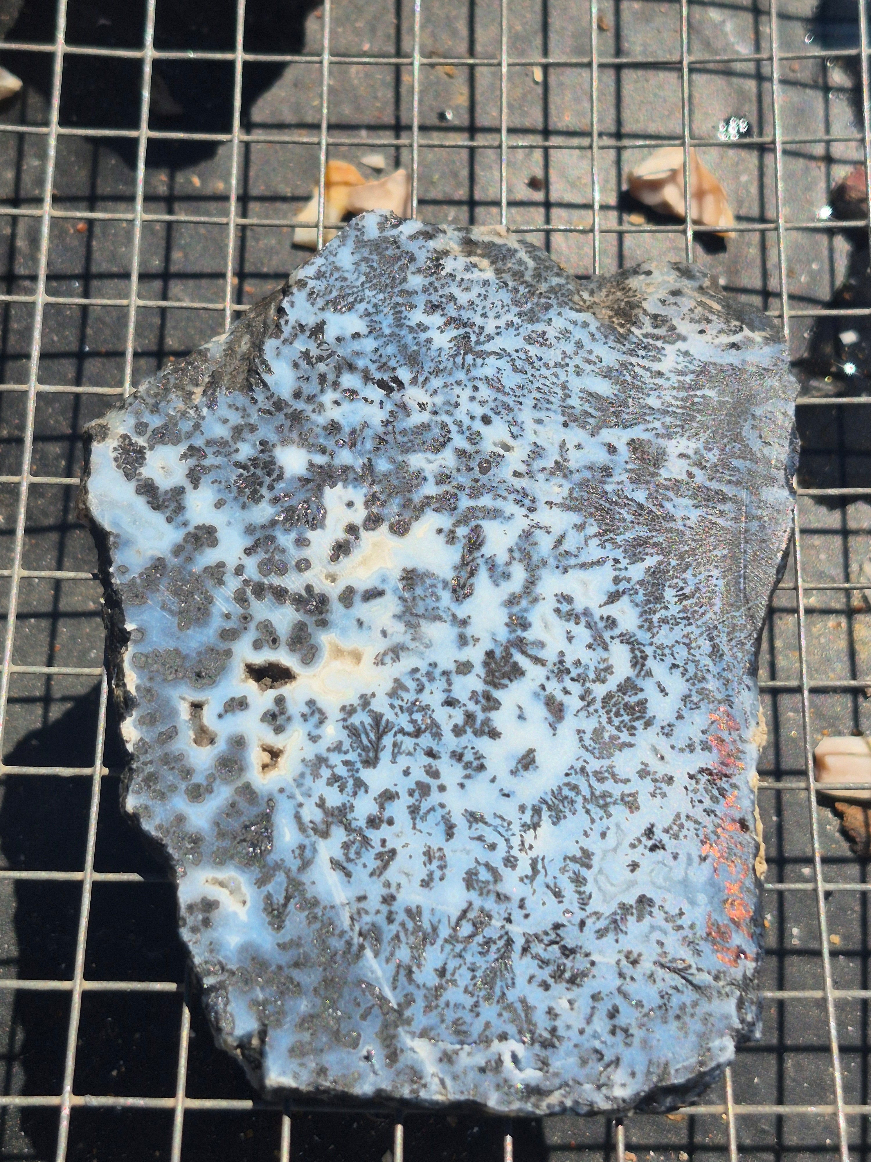 Psilomelane Plume Agate
